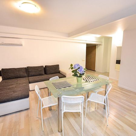 Shabbat Apartments بوخارست المظهر الخارجي الصورة